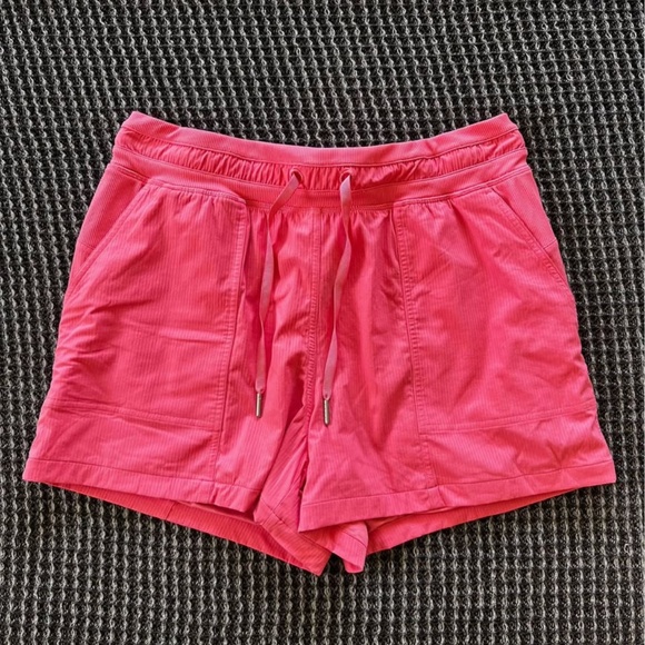 Lululemon Dance Studio HR short 3.5" - Picture 2 of 5